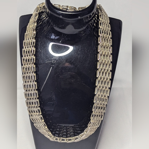 3 for $30 Vintage 80s silver tone chain link necklace - Picture 3 of 9